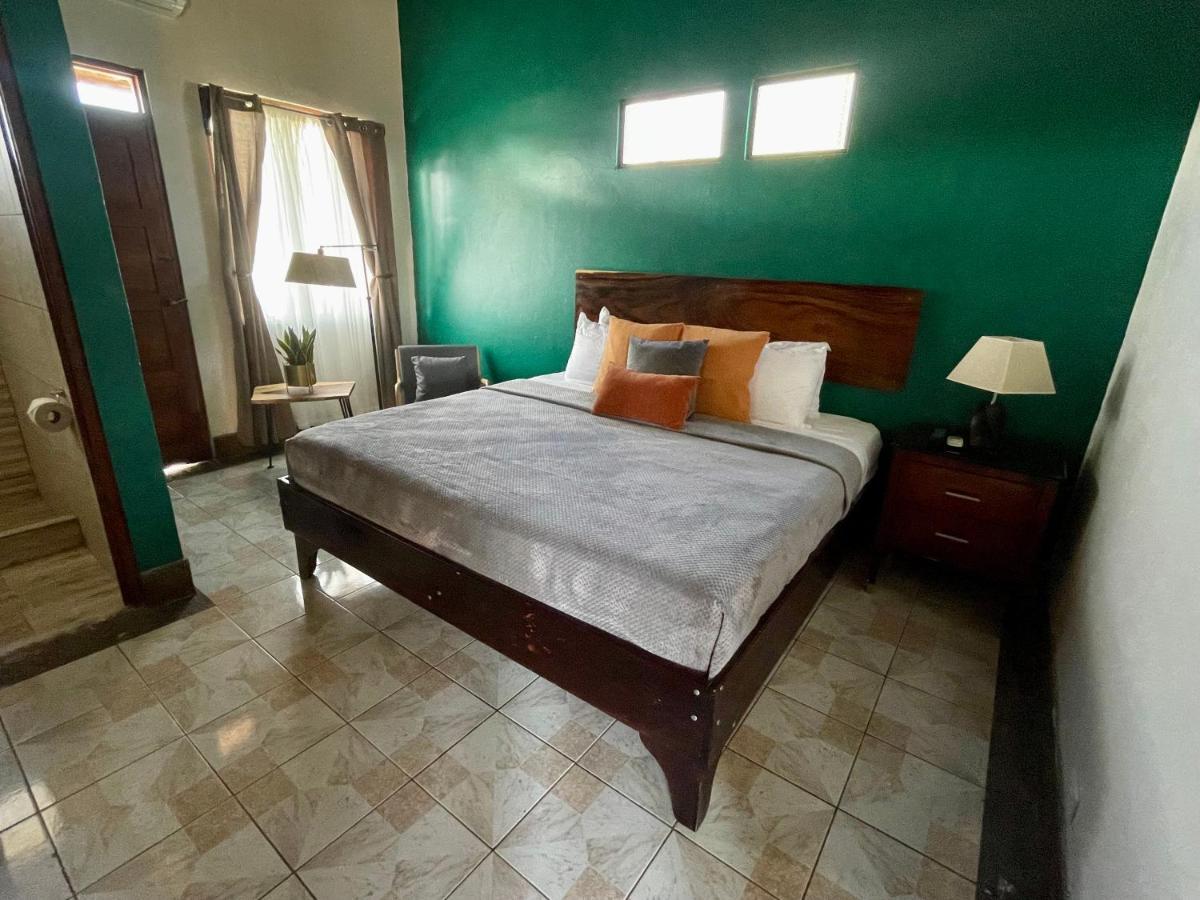 Hotel Wilson Condega リベリア エクステリア 写真